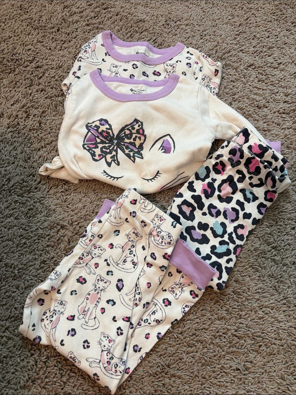 Set of 2 Girls Cream and Lavender Cat Print Pajama Set